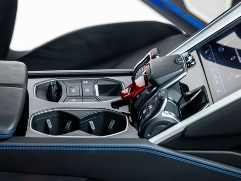 Used 2019 Lamborghini Urus image 53