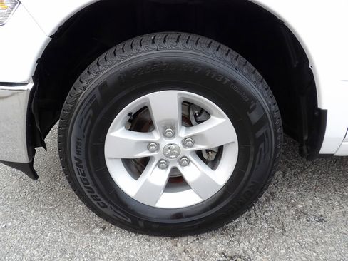 Used 2021 RAM 1500 Tradesman w/ Chrome Appearance Group image 35