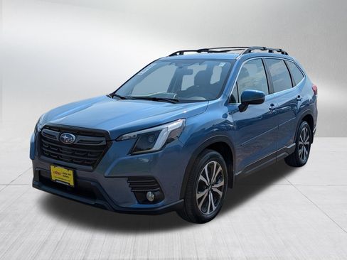 Used 2023 Subaru Forester Limited AWD/4WD image 3