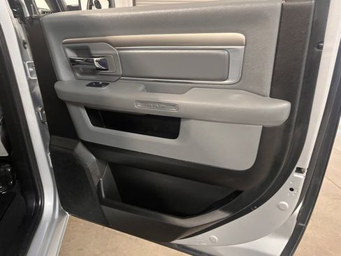 Used 2019 RAM 1500 Big Horn image 15