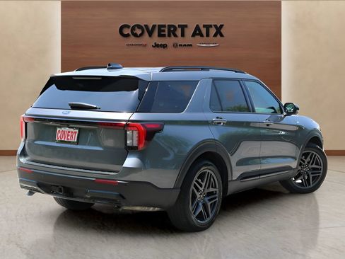 Used 2025 Ford Explorer ST-Line w/ Premium Package RWD image 5