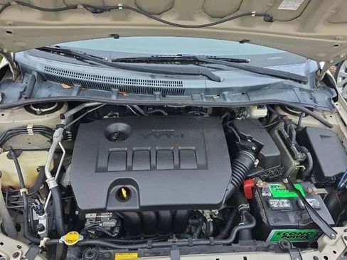 Used 2011 Toyota Corolla S image 12