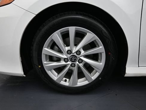 Used 2024 Toyota Camry LE FWD image 9