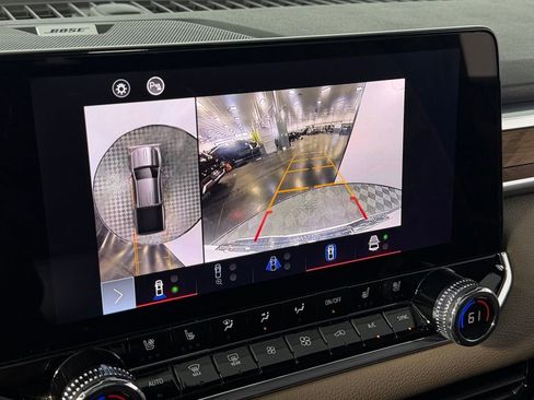 Used 2023 GMC Canyon Denali image 20