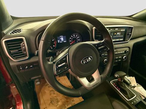 Used 2020 Kia Sportage S image 12