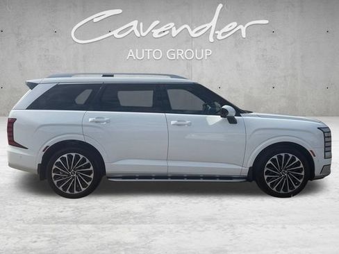 Used 2026 Hyundai Palisade Calligraphy FWD image 17
