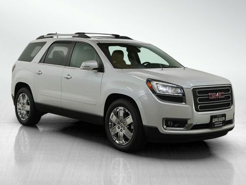 Used 2017 GMC Acadia Limited SLT image 7
