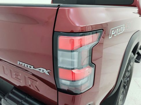 Used 2022 Nissan Frontier PRO-4X w/ Technology Package image 23