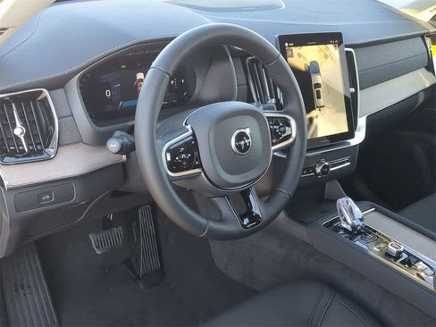 New 2026 Volvo XC90 B6 Plus w/ Protection Package Premier image 2