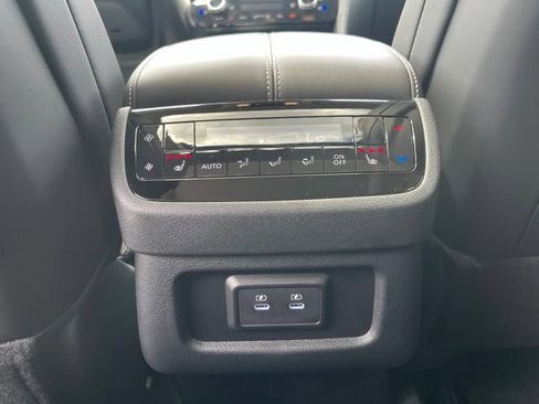 Used 2026 INFINITI QX60 Luxe w/ Cargo Package AWD/4WD image 16
