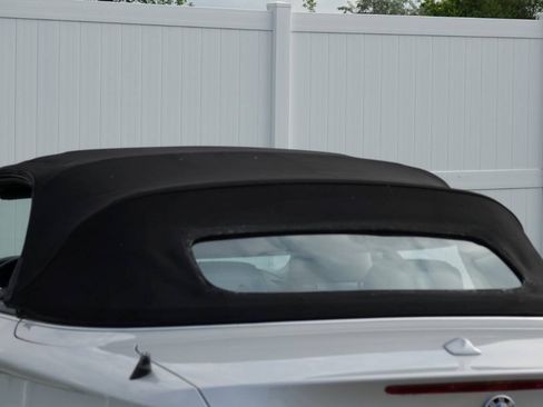 Used 2009 BMW 128i Convertible RWD image 55