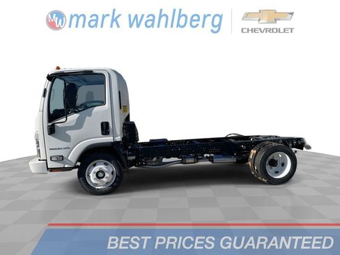 New 2024 Chevrolet Low Cab Forward 5500XG RWD image 1