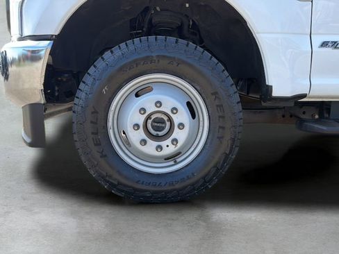 Used 2022 Ford F350 XL w/ Power Equipment Group AWD/4WD image 42