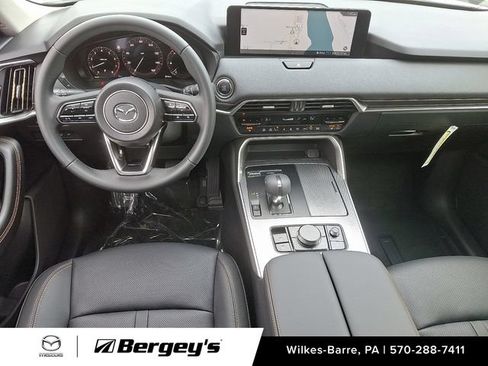 Certified 2025 MAZDA CX-70 3.3 Turbo w/ Premium Package AWD/4WD image 8