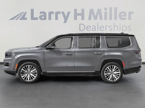 Used 2025 Jeep Grand Wagoneer Series II Obsidian w/ Quick Order Packagew 28T image 6