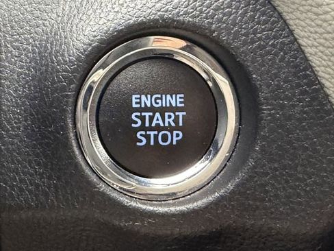 Used 2021 Toyota RAV4 XLE Premium FWD image 20