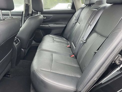 Used 2016 Nissan Altima 3.5 SL w/ 3.5 Technology Package FWD image 14