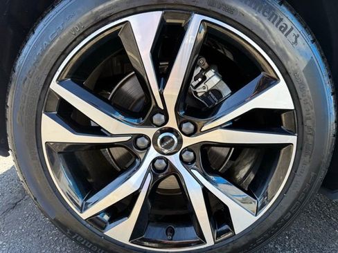 Used 2024 Volvo S60 B5 Core image 11