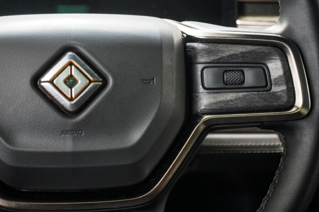 Used 2022 Rivian R1T Launch Edition AWD/4WD image 15