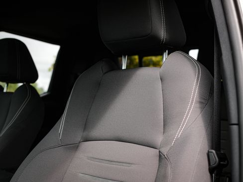 Used 2024 Toyota Tacoma TRD Off-Road image 16