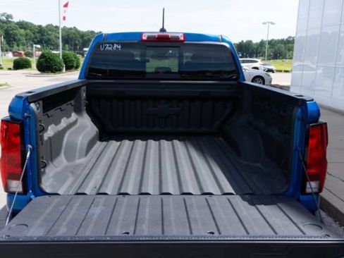 Used 2024 Chevrolet Colorado Trail Boss w/ Advanced Trailering Package AWD/4WD image 11