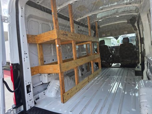 Used 2022 Ford Transit 250 Medium Roof RWD image 12