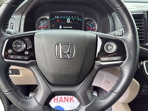 Used 2021 Honda Pilot Touring image 14