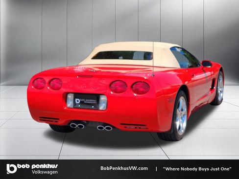 Used 2002 Chevrolet Corvette Convertible w/ Preferred Equipment Group2 RWD image 25
