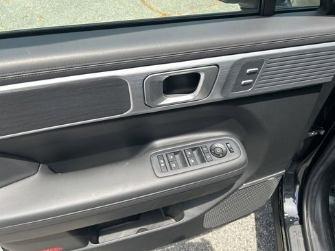 Used 2024 Hyundai Santa Fe Limited FWD image 15
