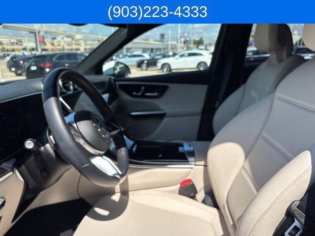 Used 2023 Mercedes-Benz GLC 300 4MATIC image 36