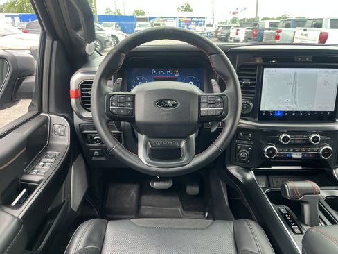 Used 2025 Ford F150 Raptor AWD/4WD image 33