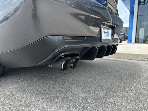 Used 2017 Dodge Challenger SXT RWD image 3