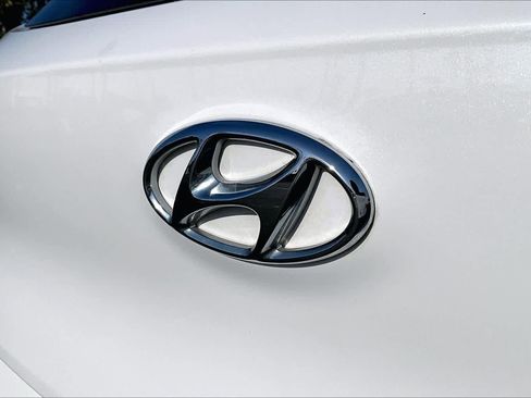 Used 2020 Hyundai Tucson Ultimate w/ Cargo Package FWD image 9