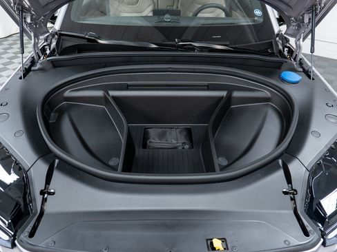 New 2026 Volvo EX90 Ultra AWD/4WD image 9