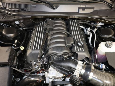 Used 2021 Dodge Challenger R/T Scat Pack RWD image 36