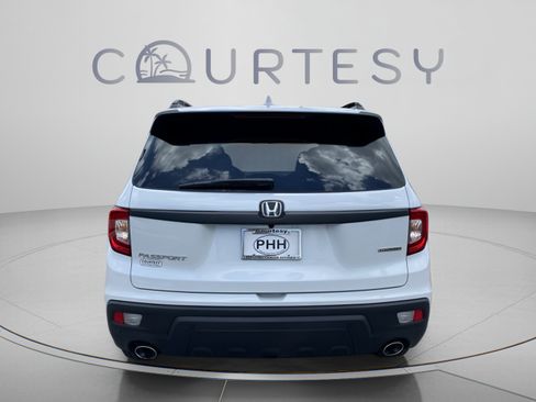 Used 2021 Honda Passport Touring image 4