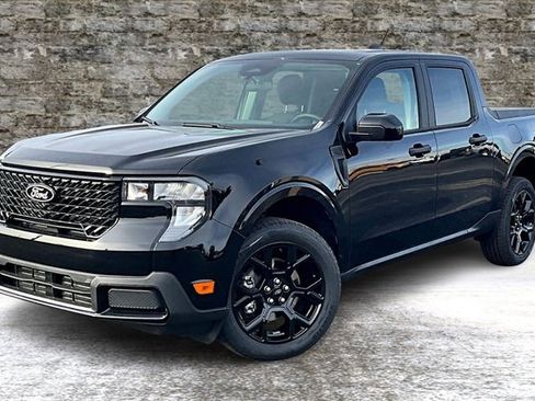 New 2025 Ford Maverick XLT w/ XLT Luxury Package image 2