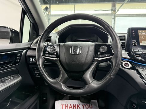 Used 2023 Honda Odyssey Touring image 16
