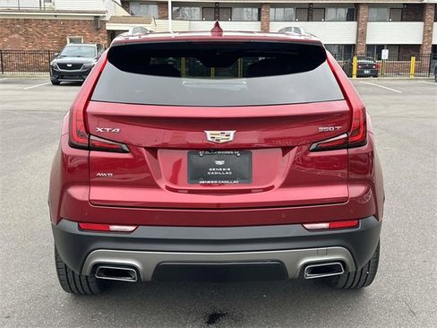 Used 2020 Cadillac XT4 Premium Luxury image 7