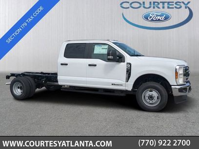 New 2025 Ford F350 XL w/ XL Chrome Package