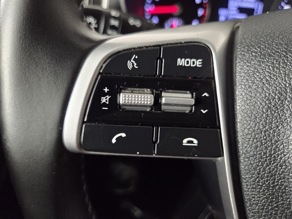 Used 2020 Kia Sorento LX w/ LX I4 Convenience Package FWD image 17