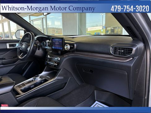 Used 2020 Ford Explorer Limited image 13