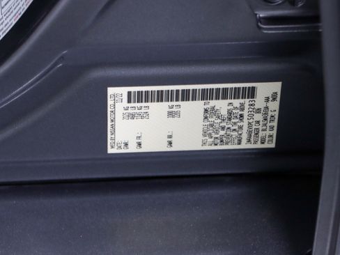 Used 2023 Nissan Maxima SR w/ Sport Mat Group FWD image 32