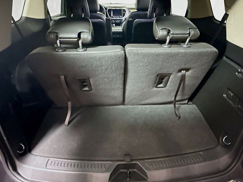 Used 2017 GMC Acadia Denali image 28