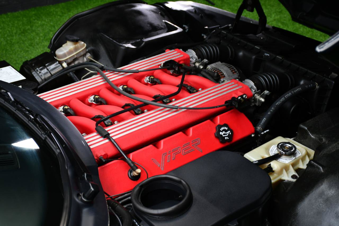 Used 1994 Dodge Viper RT/10 RWD image 13
