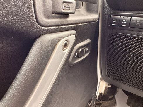 Used 2013 Jeep Wrangler Rubicon w/ PWR Convenience Group AWD/4WD image 24