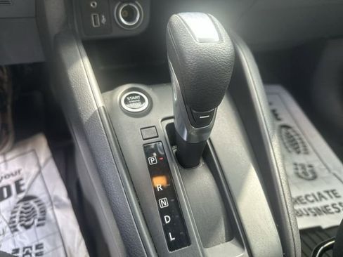 Used 2024 Nissan Kicks S image 24