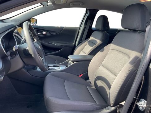 Used 2024 Chevrolet Malibu LT image 23