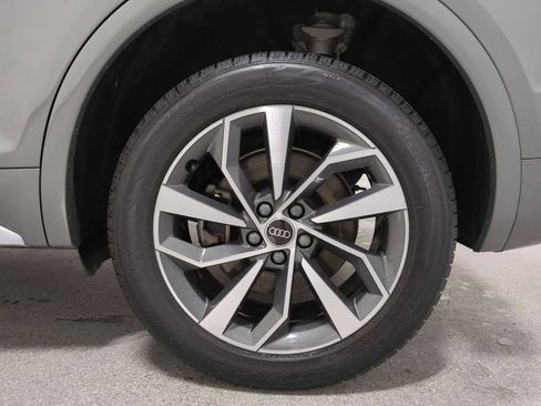 Used 2023 Audi Q5 2.0T Premium w/ Convenience Package AWD/4WD image 35