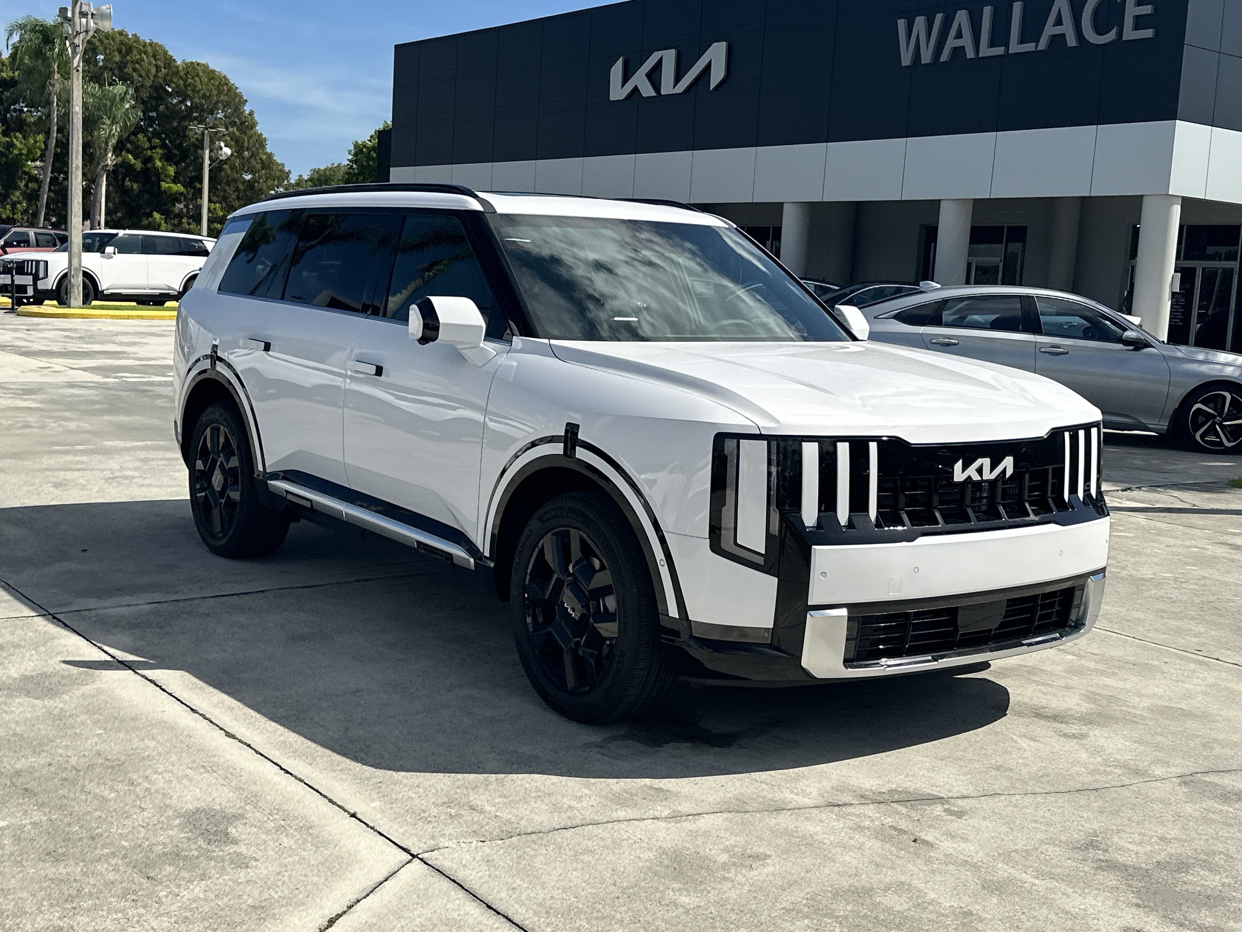 New 2027 Kia Telluride SX Prestige AWD/4WD image 4
